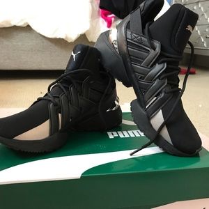 Puma Muse Echo Sneakers